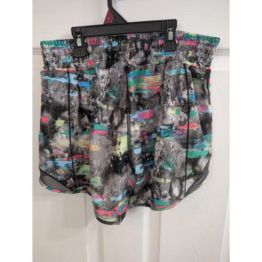 Lululemon Hottie Hot High Rise Lined Paint Drift Multi Running Shorts - Size 6